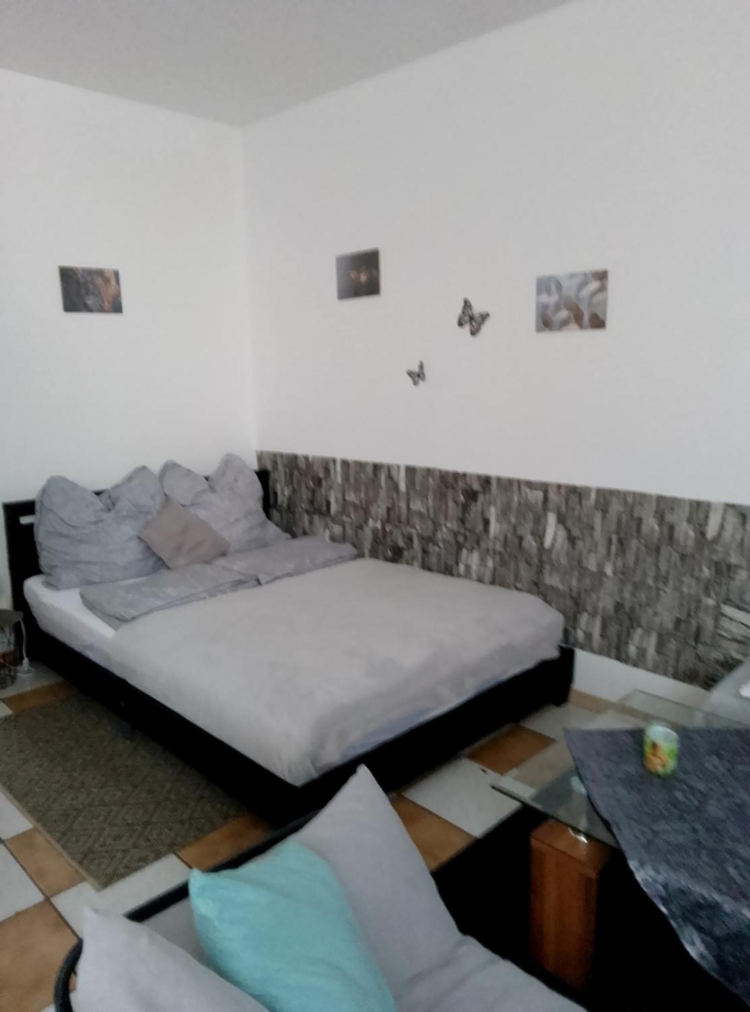 Studiowohnung, Neu Renoviert, Zentrale Lage Saarlouis Bagian luar foto